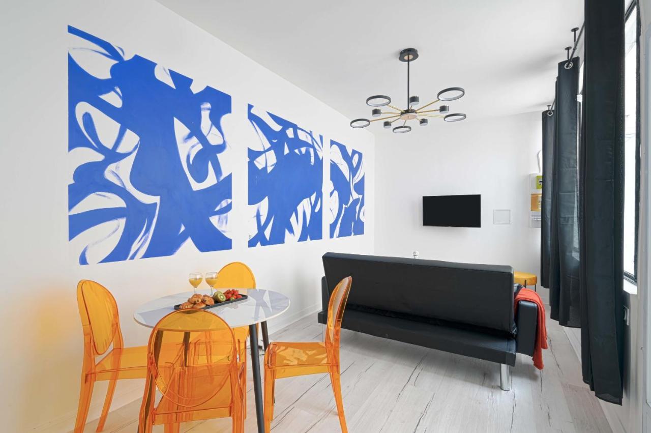 Modern Large Studio Apartment For 3 Paris Exterior photo